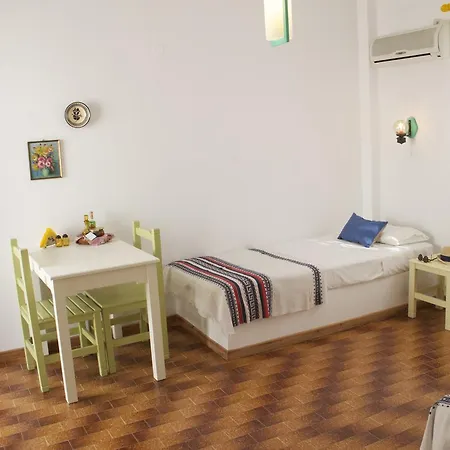 Arokaria Seaside 2* Parikia (Paros)